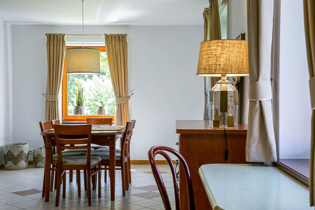Szumi Las Events & Apartments Regimin Bagian luar foto